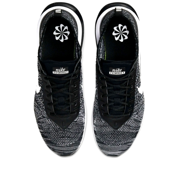 BRAND NEW Nike Flyknit LADIES - Picture 2 of 5